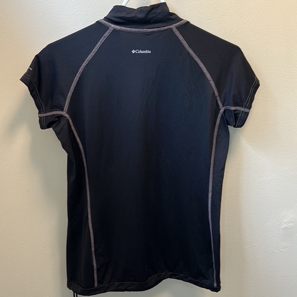 Columbia Omni-Shade women’s active top size small - Picture 5 of 6